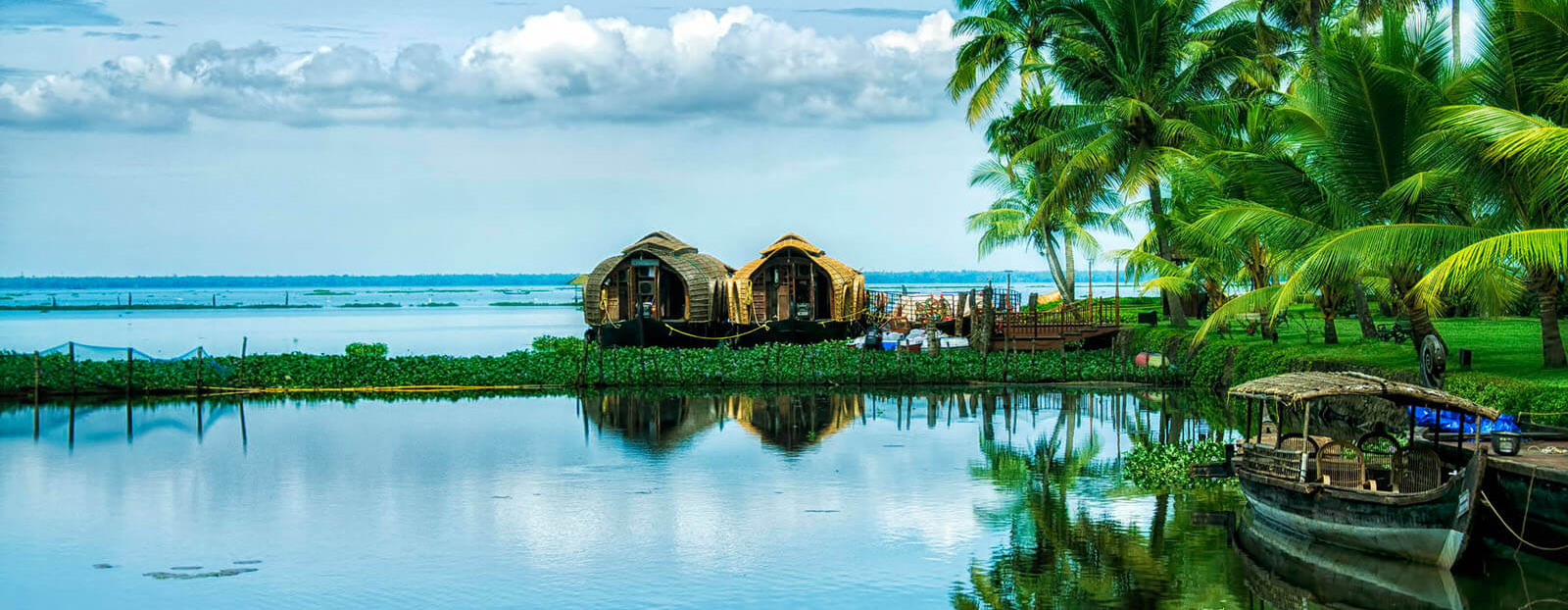 House boat tour